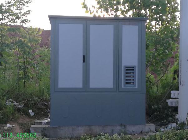 Outdoor integrated assembled cabinet