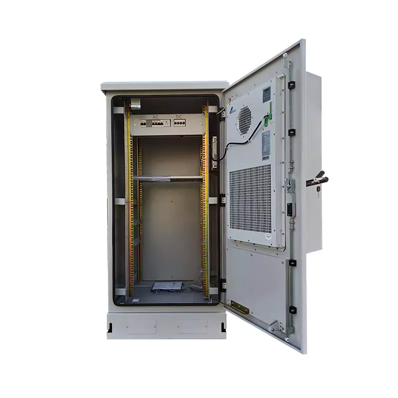 Outdoor Cab Twenty U